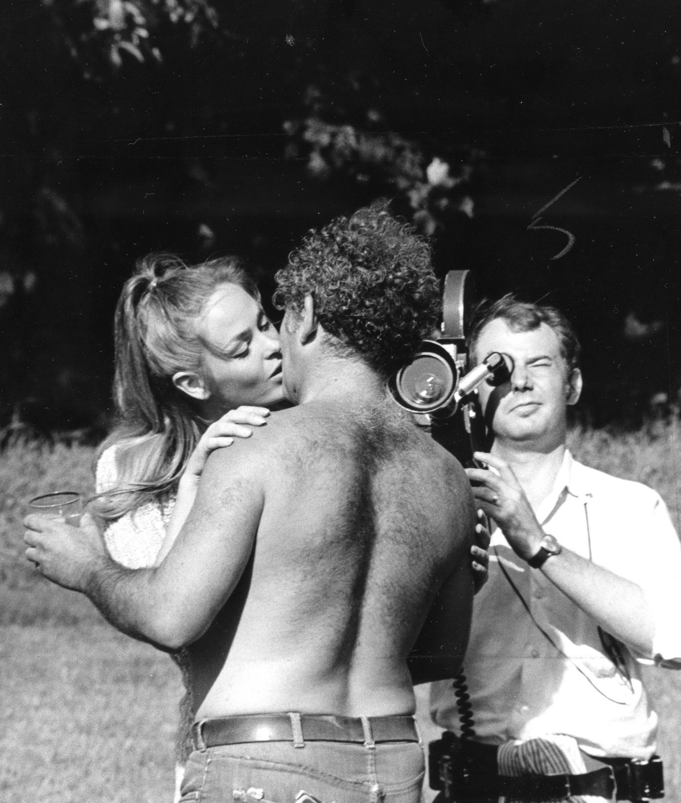 Norman Mailer on set of Maidstone, Long Island 1968 ©Daniel Kramer.
